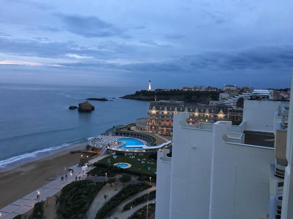 Biarritz Victoria Surf Apartment Exterior photo